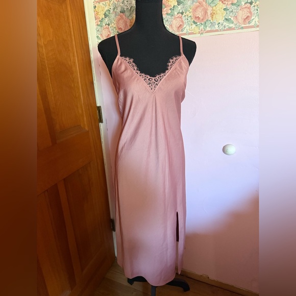 A New Day Silky Lace Dress - Picture 3 of 12